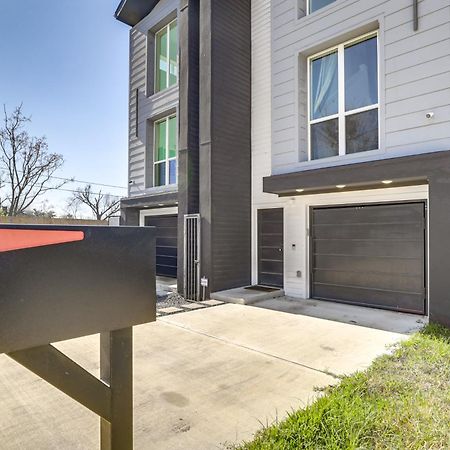 3 Mi To Dtwn Modern Townhome With Yard In Houston Exterior foto