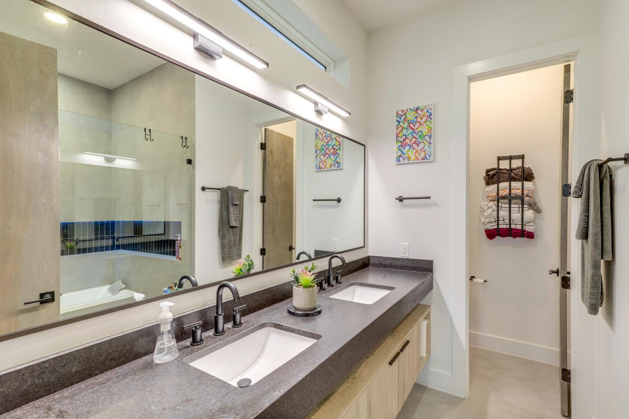 3 Mi To Dtwn Modern Townhome With Yard In Houston Exterior foto